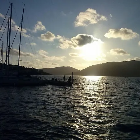 Sail Boat Alisea Tekne *